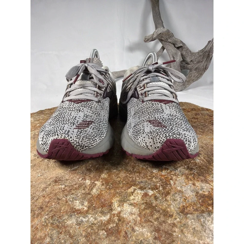 Brooks Adrenaline GTS 19 Womens Running Shoes Grey Burgundy 1202841B061 Size 8